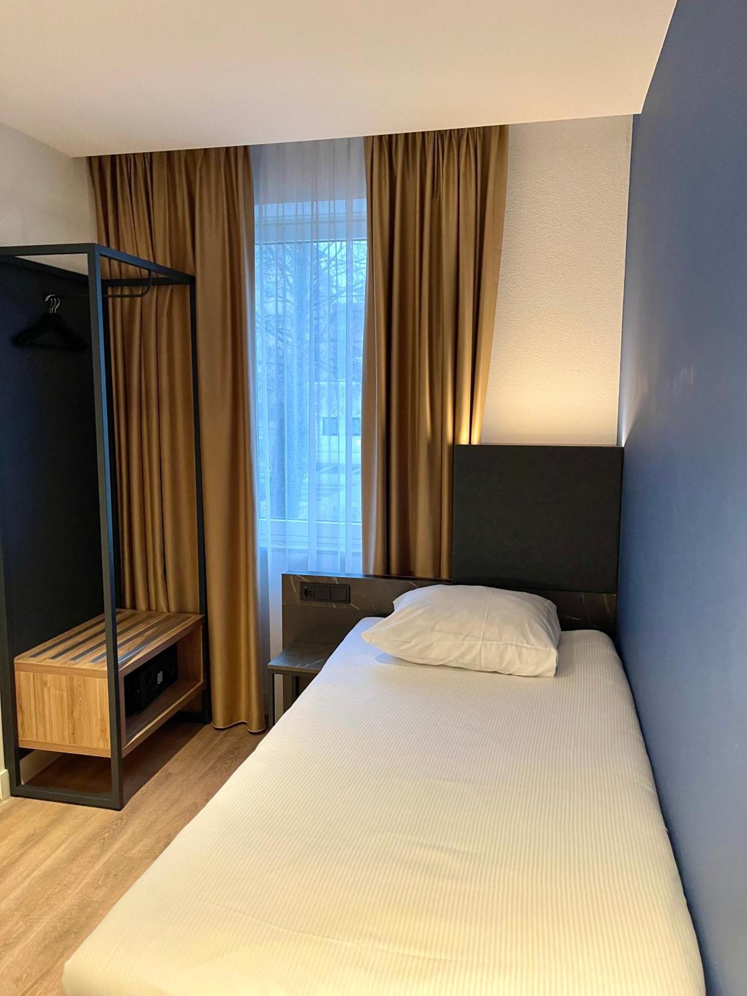 Ozo Hotels Antares Airport Hoofddorp Exteriér fotografie